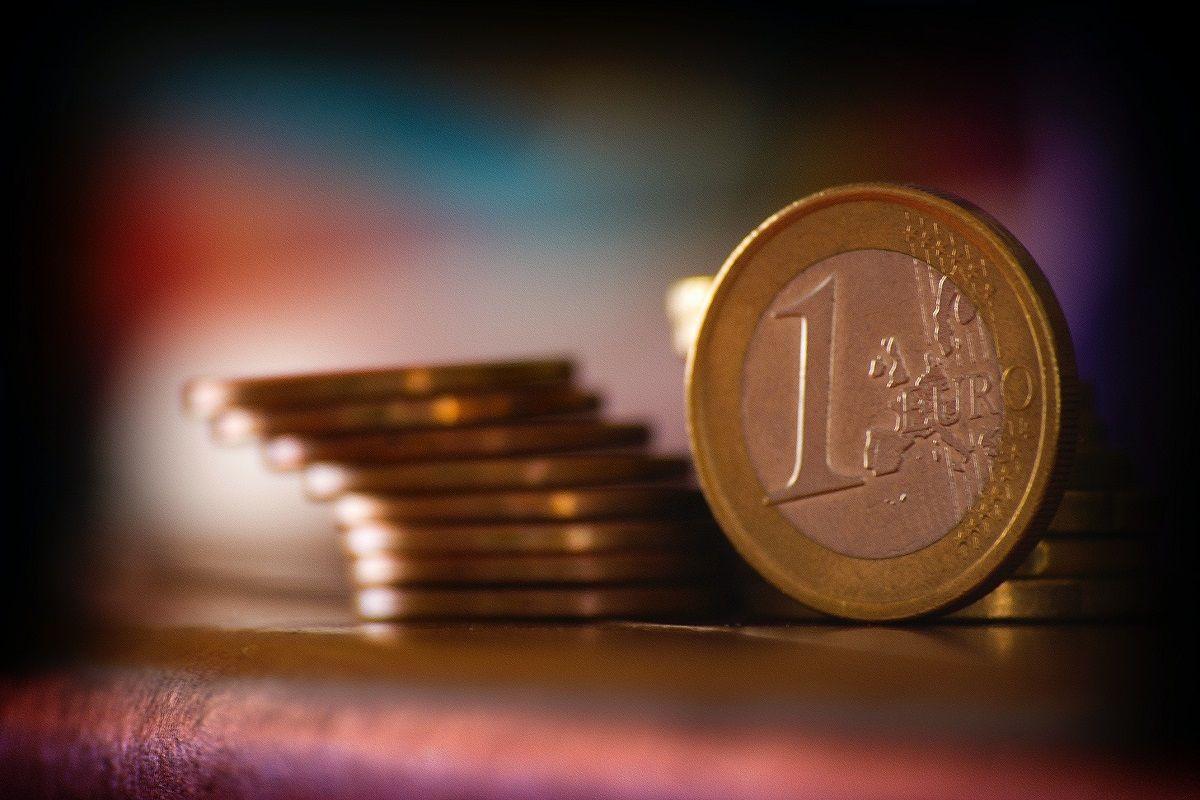 Kirobbanó formában van a forint, érdemes-e megvenni a valutát a nyaraláshoz?