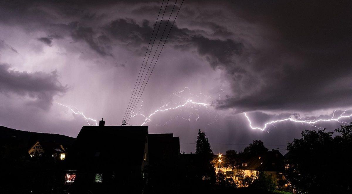 Csőtörésre 100 ezer, cascóra félmillió forint az átlagos kárkifizetés