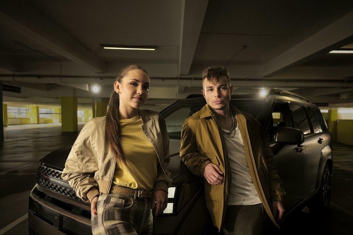 Autót árulsz? Hirdesd meg dúrban! – formabontó kampány a kocsi.hu-tól