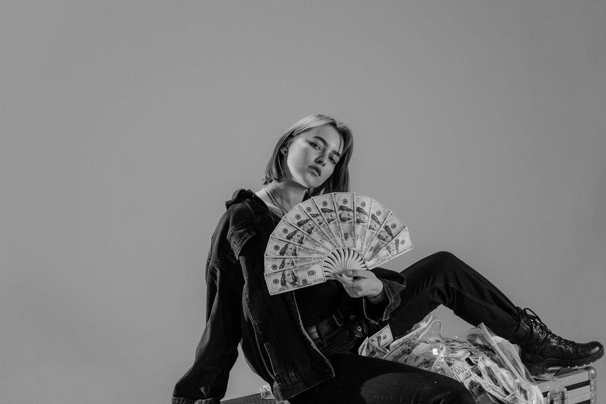 Kisebb bérek, kisebb hitelképesség: mire elég most az átlag- és mediánfizetés?