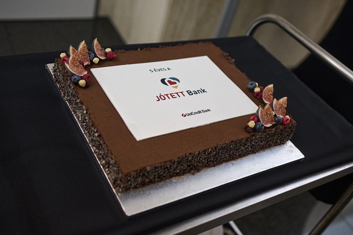 Jótett Bank? Van ilyen is, nézd meg, mit ad!