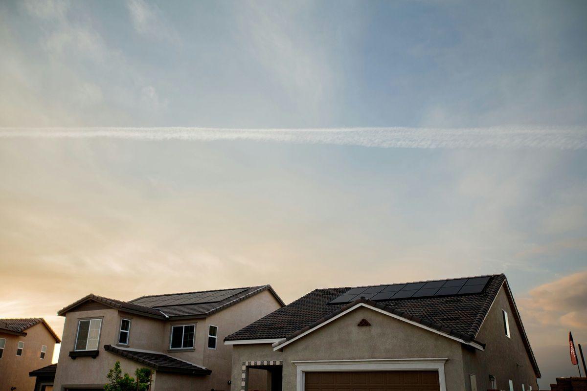 Itt a vége: több vármegyében is felfüggesztik az otthonfelújítási programot