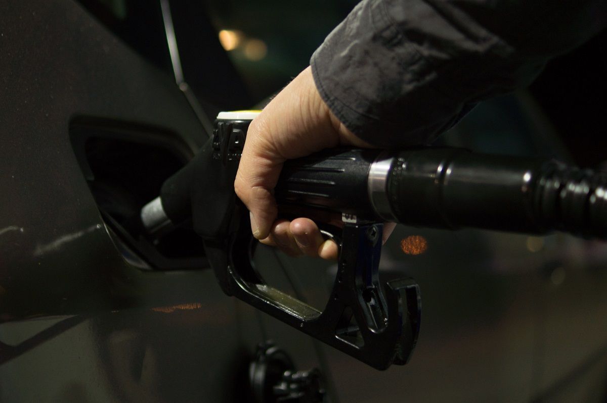 A céges autóknak mostantól nincs olcsó üzemanyag