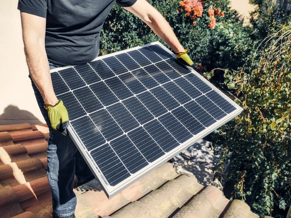 Novembertől nagy lehet a roham a napelemekre adott ingyenmilliókért